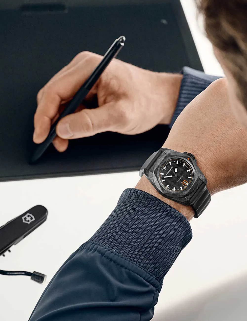 wat 242023 1 ls 1 1080x1080px